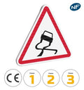 A4 - Panneau Chaussée particulièrement Glissante