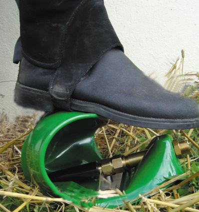 Abreuvoir à tube poussoir 10P avec cuve incassable - Raccord mâle ½" (15/21 mm)