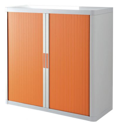 Armoire rideaux basse