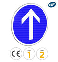 B21b - Panneau direction obligatoire à la prochaine intersection : tout droit
