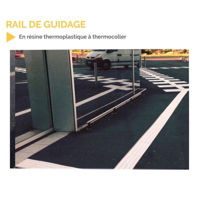 Bande de guidage thermocollée