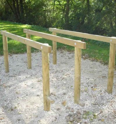 Barres parallèles en bois - Parcours de santé