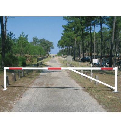 Barrière Pivotante télescopique 3 à 4,75 m en acier