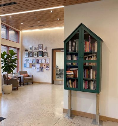 Boîte à livres Armoire
