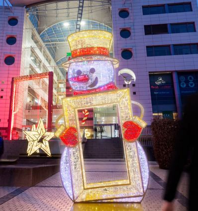 Bonhomme de neige illuminé professionnel