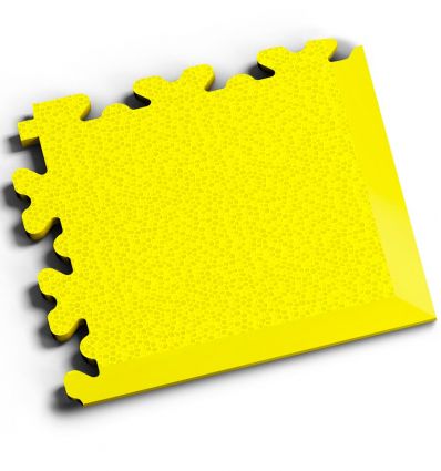 Bordure en PVC inclinée