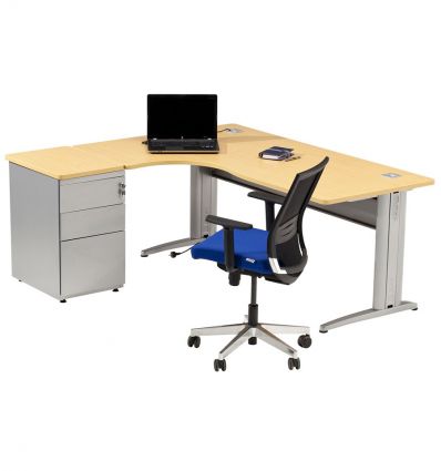 Bureau asymétrique avec retour professionnel