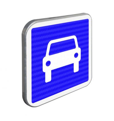 C107 - Panneau d'indication d'une route à accès réglementé