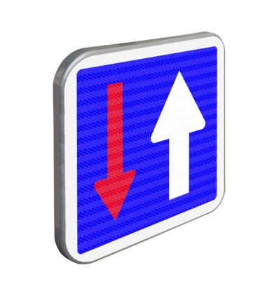 C18 - Panneau priorité circulation venant en sens inverse