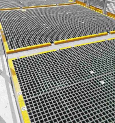 Caillebotis antidérapant en PRV pour passerelle