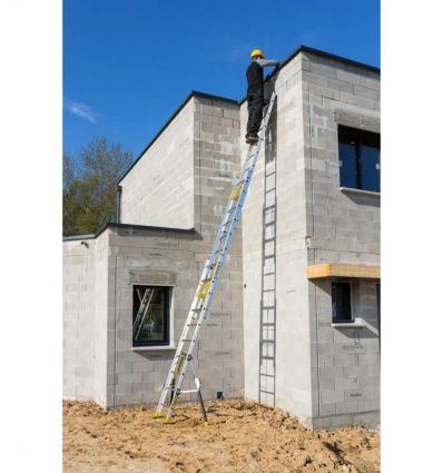 Échelle coulissante 3 plans