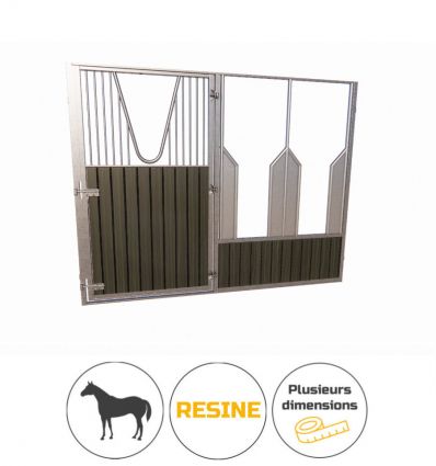Facade libre service cheval avec porte battante
