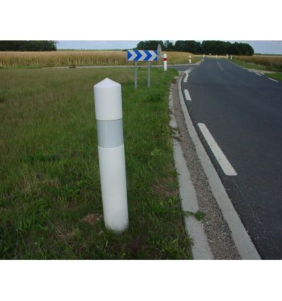 J1 - Balise de virage grise et blanche