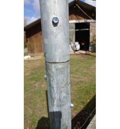 Jonction d'assemblage pour poteaux ronds