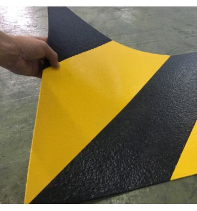 Ligne de sécurité jaune et noir thermocollé Vendu par Lot