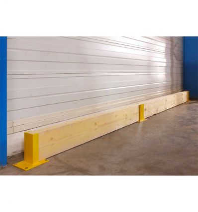 Protection de rack en madrier