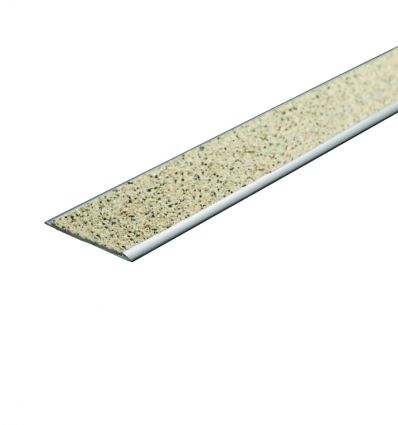 Nez de marche en alu et minéral antidérapant plat extérieur
