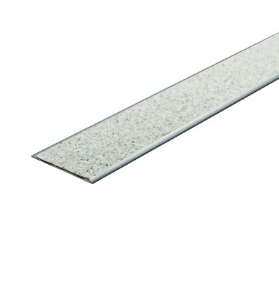 Nez de marche en alu et minéral antidérapant plat extérieur
