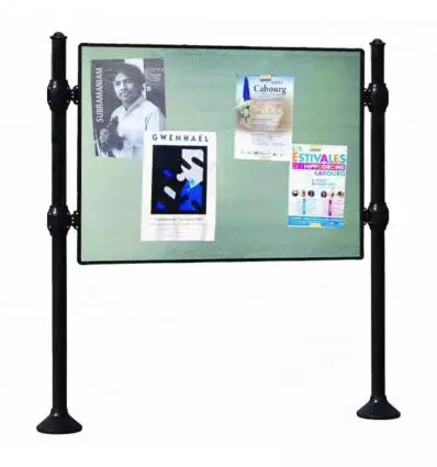 Panneau d'affichage extérieur libre