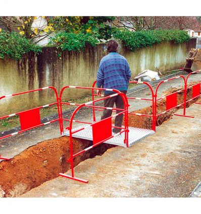 Passerelle de Chantier en Métal avec garde-corps