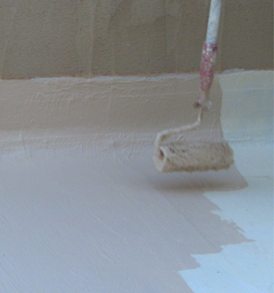 Peinture résine d'étanchéité toiture en pente