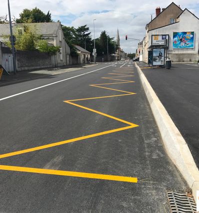 Peinture routière solvantée jaune certifiée sans toluène