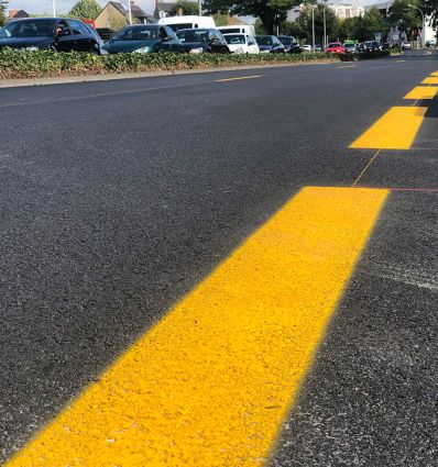 Peinture routière solvantée jaune certifiée sans toluène