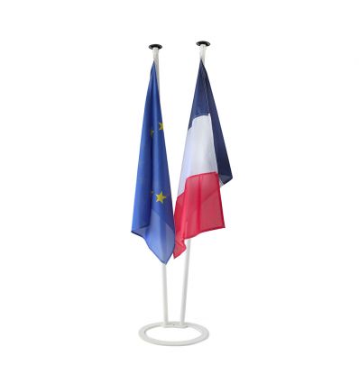 Pied en acier pour mâts et drapeaux