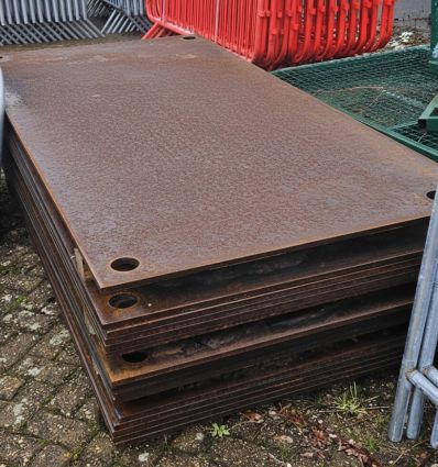 Plaque couvre tranchée acier​ 100T