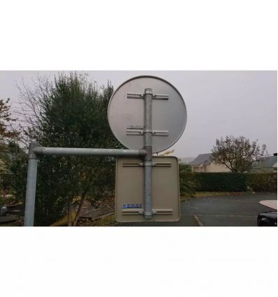 Platine d'assemblage pour poteaux ronds