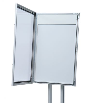 Porte menu sur pied en alu argenté 4 x A4
