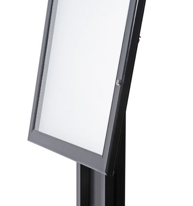 Porte menu sur pied en alu noir design 4 x A4