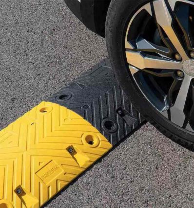 Ralentisseur routier 70 mm voie privée (fixations incluses)