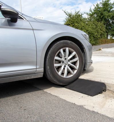 Rampe de bordure trottoir en caoutchouc