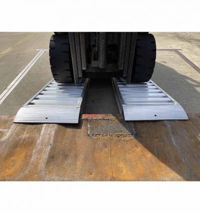 Rampe de chargement Faible Dénivelé 2000 à 7500 kg
