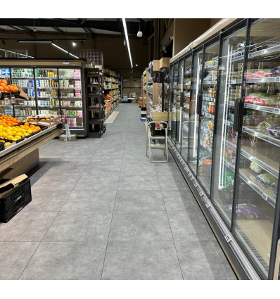 Dalle de sol pour magasin