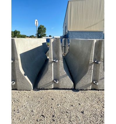 Séparateur de voie en béton armé - DBA