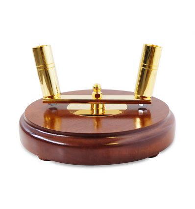 Socle en bois porte-drapeaux