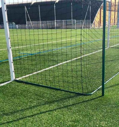 Système de Relevage du Filet pour But de Football