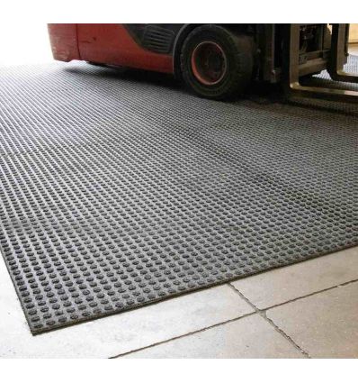Tapis absorbant pour chariot élévateur