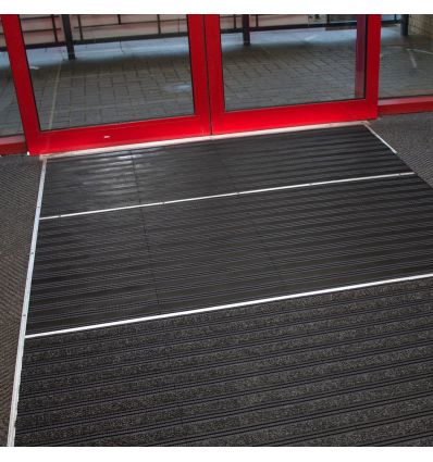 Tapis d’entrée antidérapant gratte pied