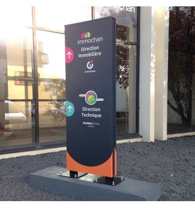 Totem publicitaire extérieur monobloc plat