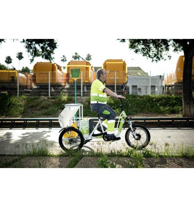 Vélo triporteur cargo