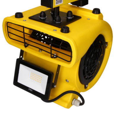 Ventilateur de quai avec éclairage