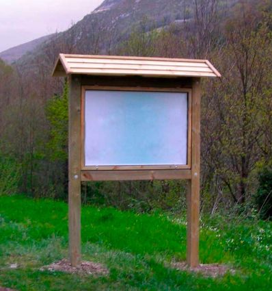Vitrine affichage extérieur bois sur pieds